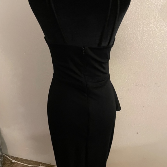 Bar lll  BodyCon Peplum detail Dress - Picture 11 of 12